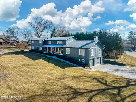 1108 Greenfield Dr, Maryville, TN 37803
