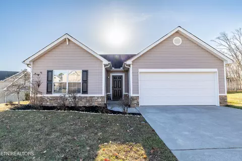 6527 Airtree Ln, Knoxville, TN 37931