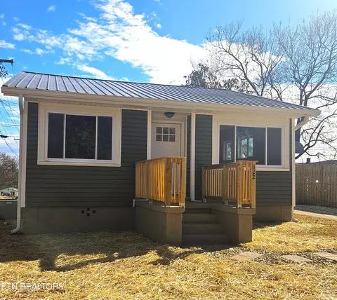 122 E Newton St, Alcoa, TN 37701