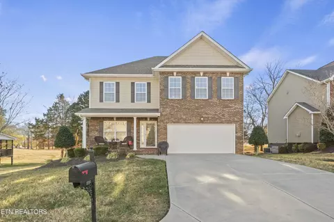 7711 Greenscape Dr, Knoxville, TN 37938