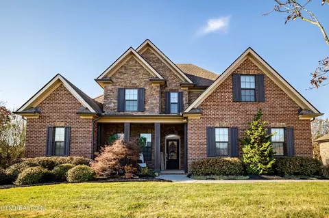 1427 Edenbridge Dr, Alcoa, TN 37701