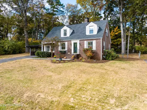 1119 Tapoco Ave, Maryville, TN 37801