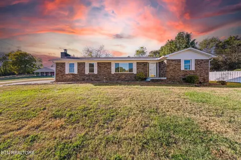 827 Marcaro Ln, Maryville, TN 37801