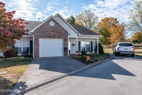 400 Willington Pl, Loudon, TN 37774