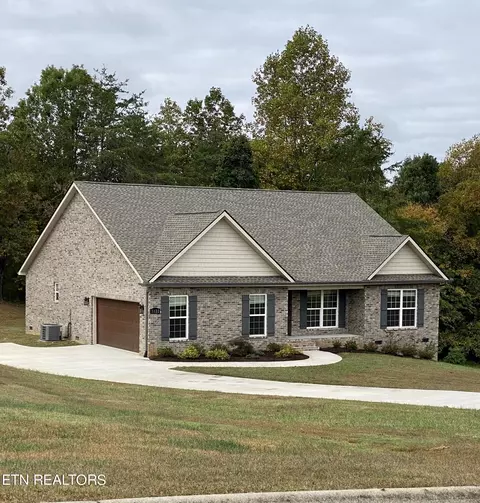 3122 Sagegrass Dr, Louisville, TN 37777