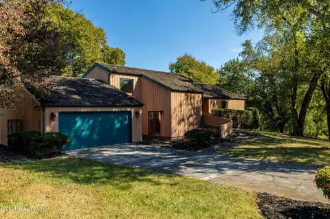 7530 River Trace Blvd, Knoxville, TN 37920