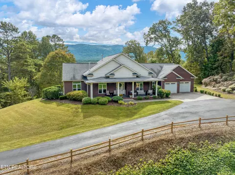 2433 Six Mile Rd, Maryville, TN 37803