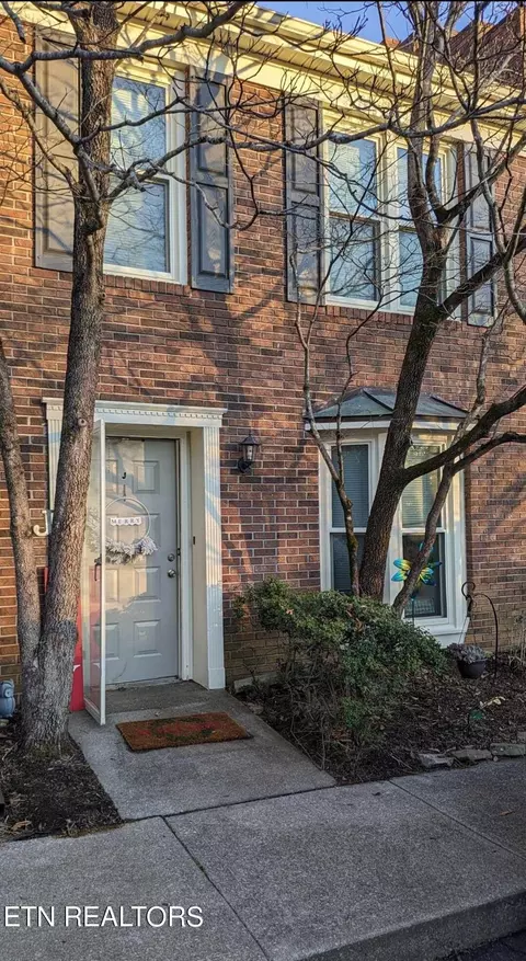 130 Durwood Rd UNIT J, Knoxville, TN 37922