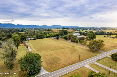 0 Sevierville Rd, Maryville, TN 37804