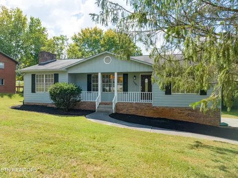 11251127 Genesis St, Maryville, TN 37804