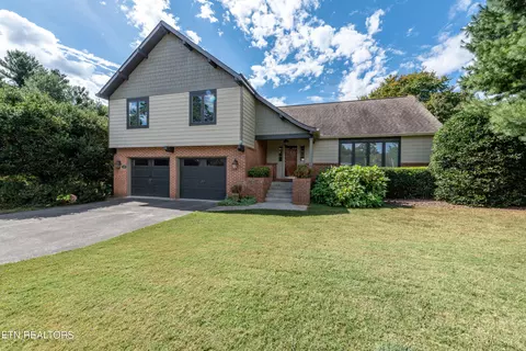 609 Eastwood Dr, Maryville, TN 37803