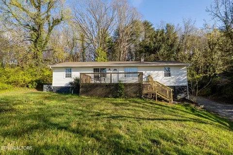 621 Wallace Harris Ave, Maryville, TN 37801