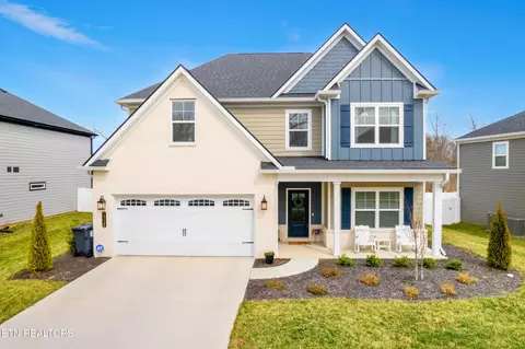 1718 Melton Meadows Dr, Maryville, TN 37803