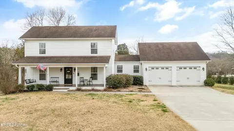 6552 Lee Thompson Ln, Maryville, TN 37801