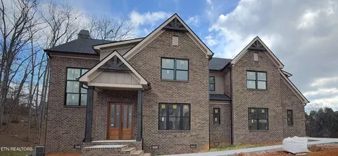 2520 Shady Meadow Ln, Knoxville, TN 37932