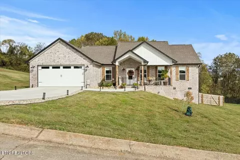 230 Franklin Estates Ln, Greenback, TN 37742