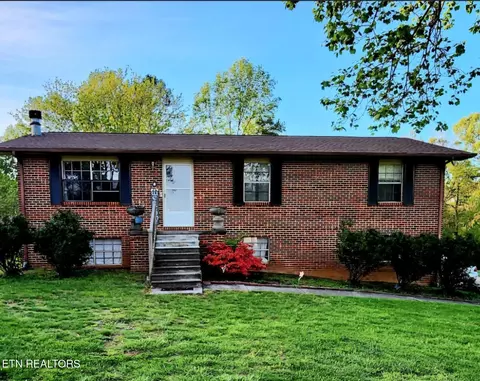 920 Dayton Dr, Seymour, TN 37865