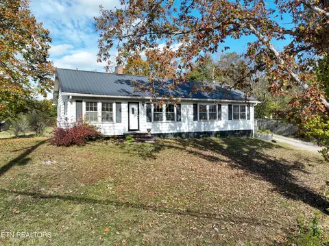 3255 E Lamar Alexander Pkwy, Maryville, TN 37804