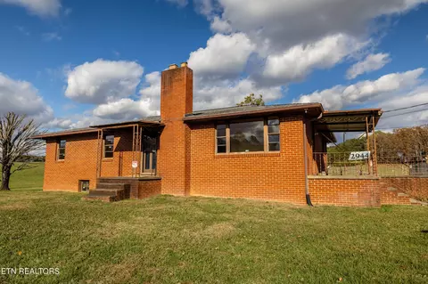 2944 Wilkinson Pike, Maryville, TN 37803