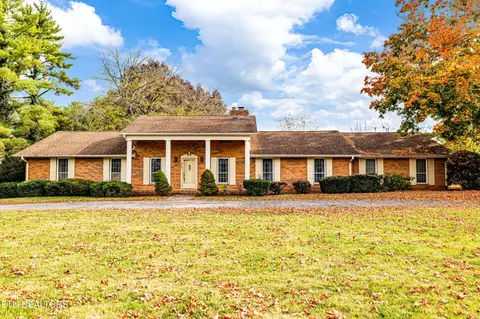 1914 Northwood Dr, Maryville, TN 37803