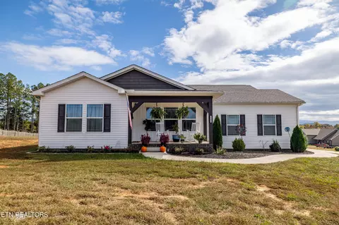 6158 Nine Mile Rd, Maryville, TN 37801