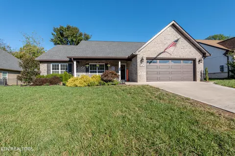 1507 Roxy Ln, Maryville, TN 37803