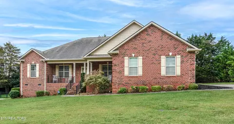 1815 Clingman View Dr, Alcoa, TN 37701