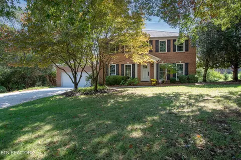1924 Belvedere Ct, Maryville, TN 37803
