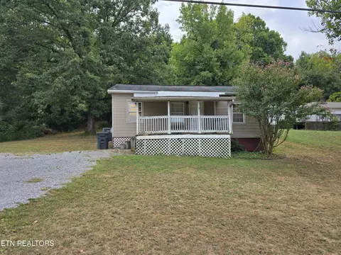 625 Wallace Harris Ave, Maryville, TN 37801