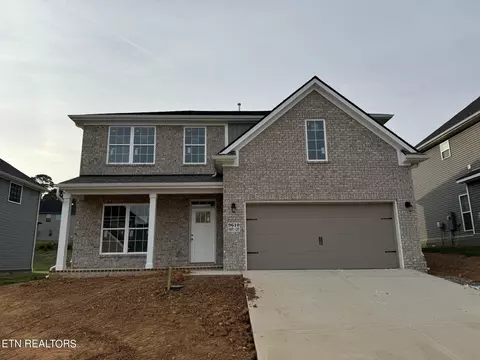 9610 Snowy Cliff Ln, Knoxville, TN 37922
