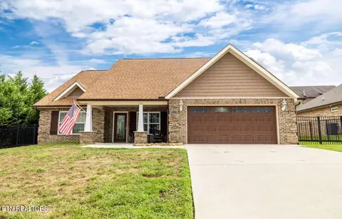 1134 Mercer Dr, Maryville, TN 37801