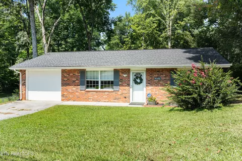 5320 Fawnwood Rd, Knoxville, TN 37921