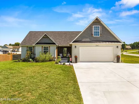 241 Wind Chase Dr, Madisonville, TN 37354