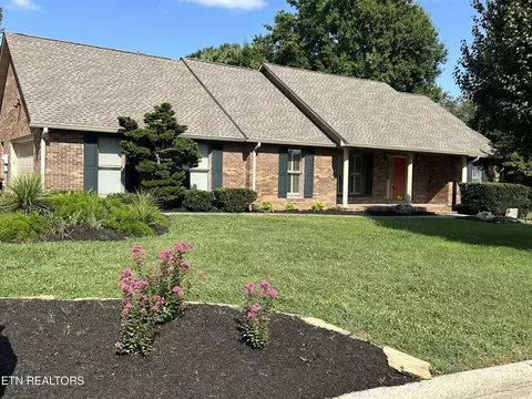 1730 Curie St, Alcoa, TN 37701