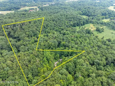 3952 Blazier Rd, Rockford, TN 37853