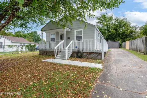 1414 Irwin Ave, Maryville, TN 37804
