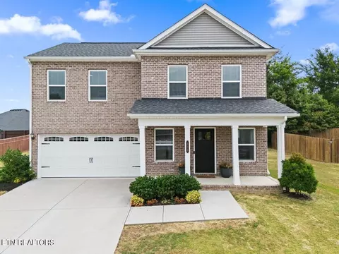 934 Spring Creek St, Maryville, TN 37801
