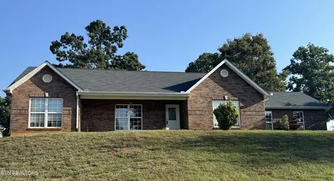 3661 Hurtgen Cir, Friendsville, TN 37737