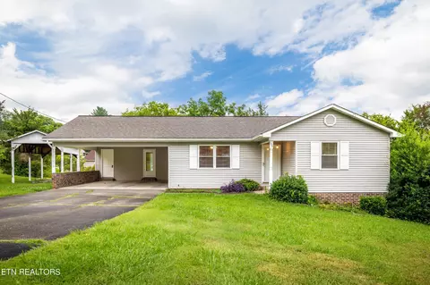 132 Wildwood Hills Dr, Maryville, TN 37804