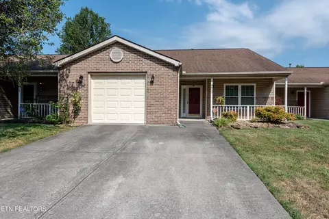9905 Oakledge Way, Knoxville, TN 37931