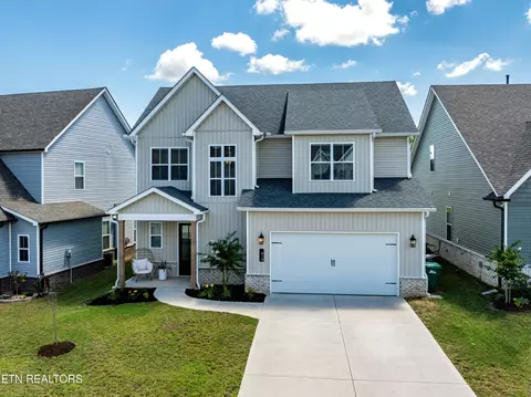 919 Belle Pond Ave, Knoxville, TN 37932