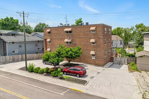 1211 Highland Ave #102, Knoxville, TN 37916