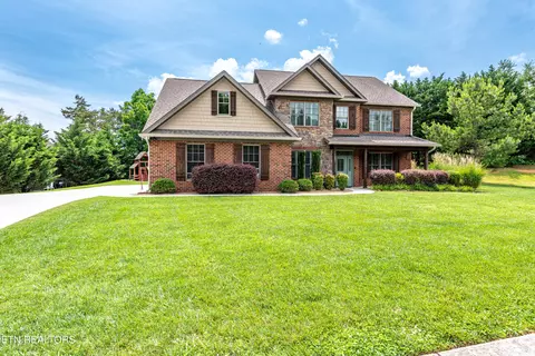 1831 Clingman View Dr, Alcoa, TN 37701
