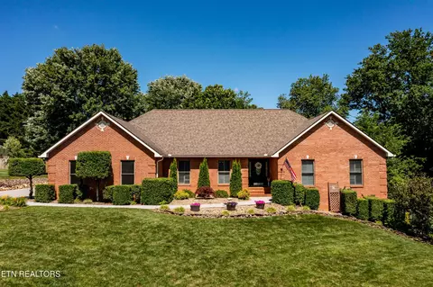 1911 Wimbledon Blvd, Maryville, TN 37803