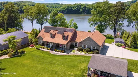 104 Island Ln, Kingston, TN 37763