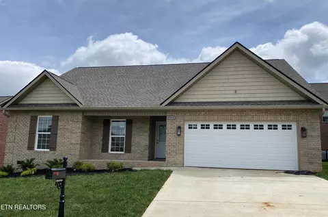 3876 Doral Dr, Maryville, TN 37801