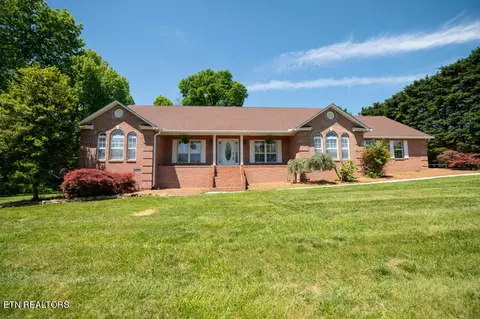 2415 Carpenters Grade Rd, Maryville, TN 37803