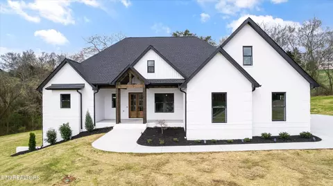 4235 Ridge Water Rd, Louisville, TN 37777