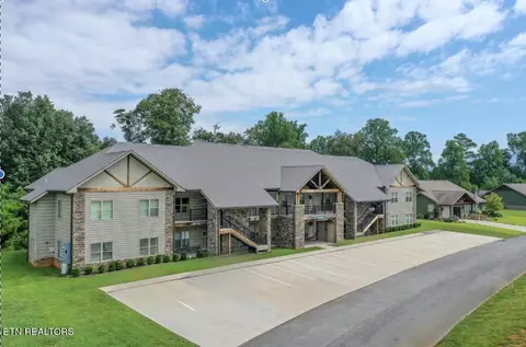 235 Bishops Cap Cir #206, Townsend, TN 37882