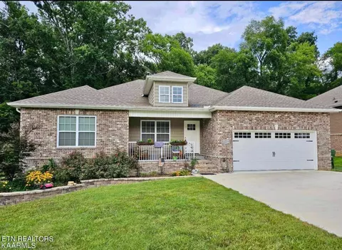 1710 Wilkinson Pike, Maryville, TN 37803